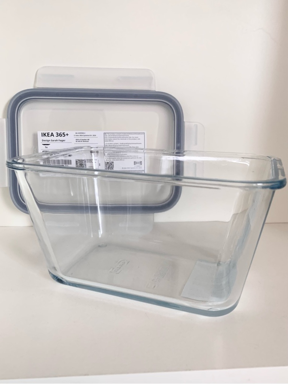 IKEA large 61 oz Glass Food storage Container with lid